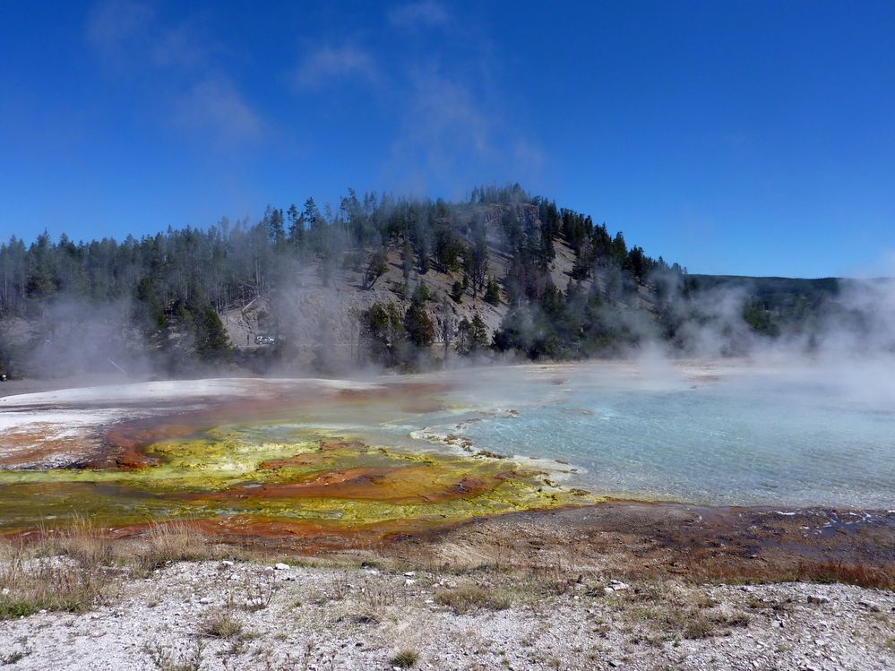 Yellowstone Midway Geyser Basin Grand Prismatic Spring (3).JPG